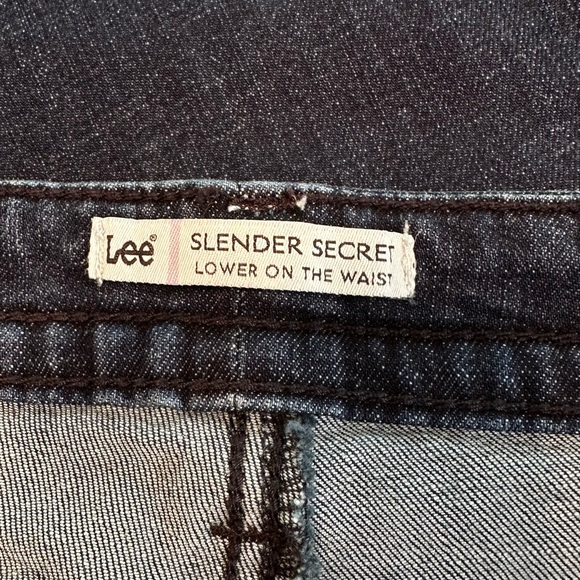 Lee Slender Secret Bootcut Jean Velvet Deco Pocket Dark Blue Women’s Size 4 - Picture 8 of 9